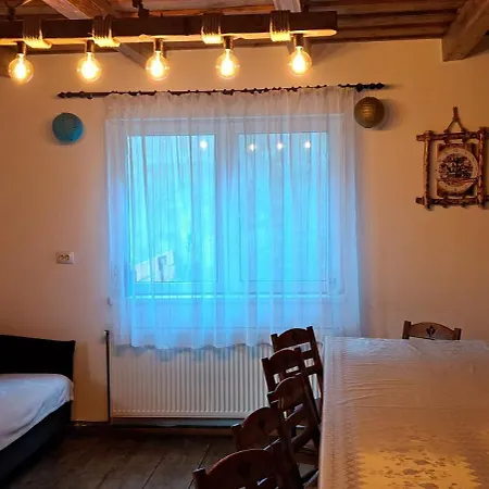 Holiday home Eduard Risca